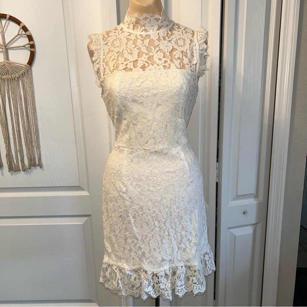 Storia White Lace High Neck Sleeveless Mini Dress